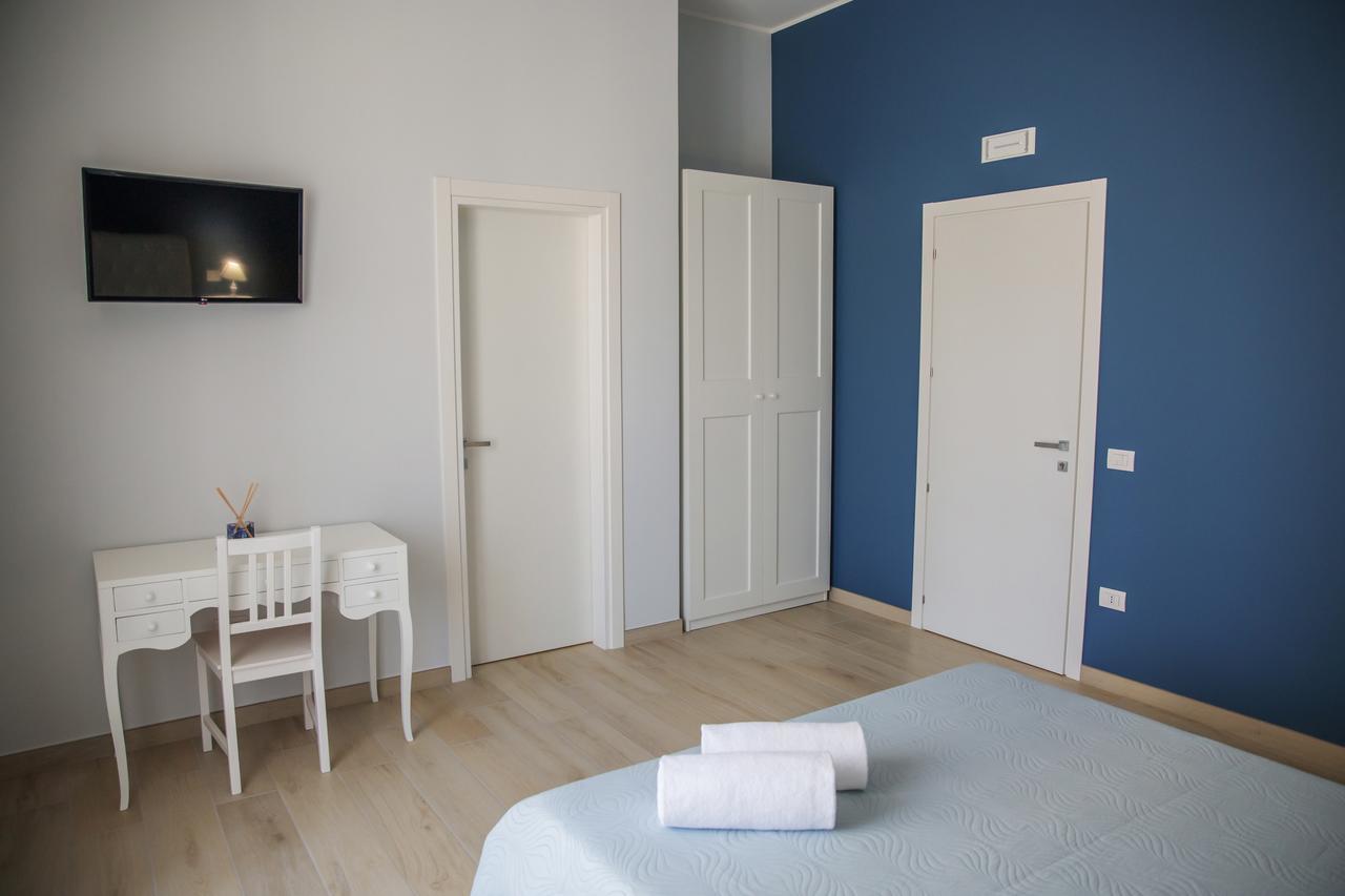 Gleda Rooms Deluxe Pompei Bagian luar foto