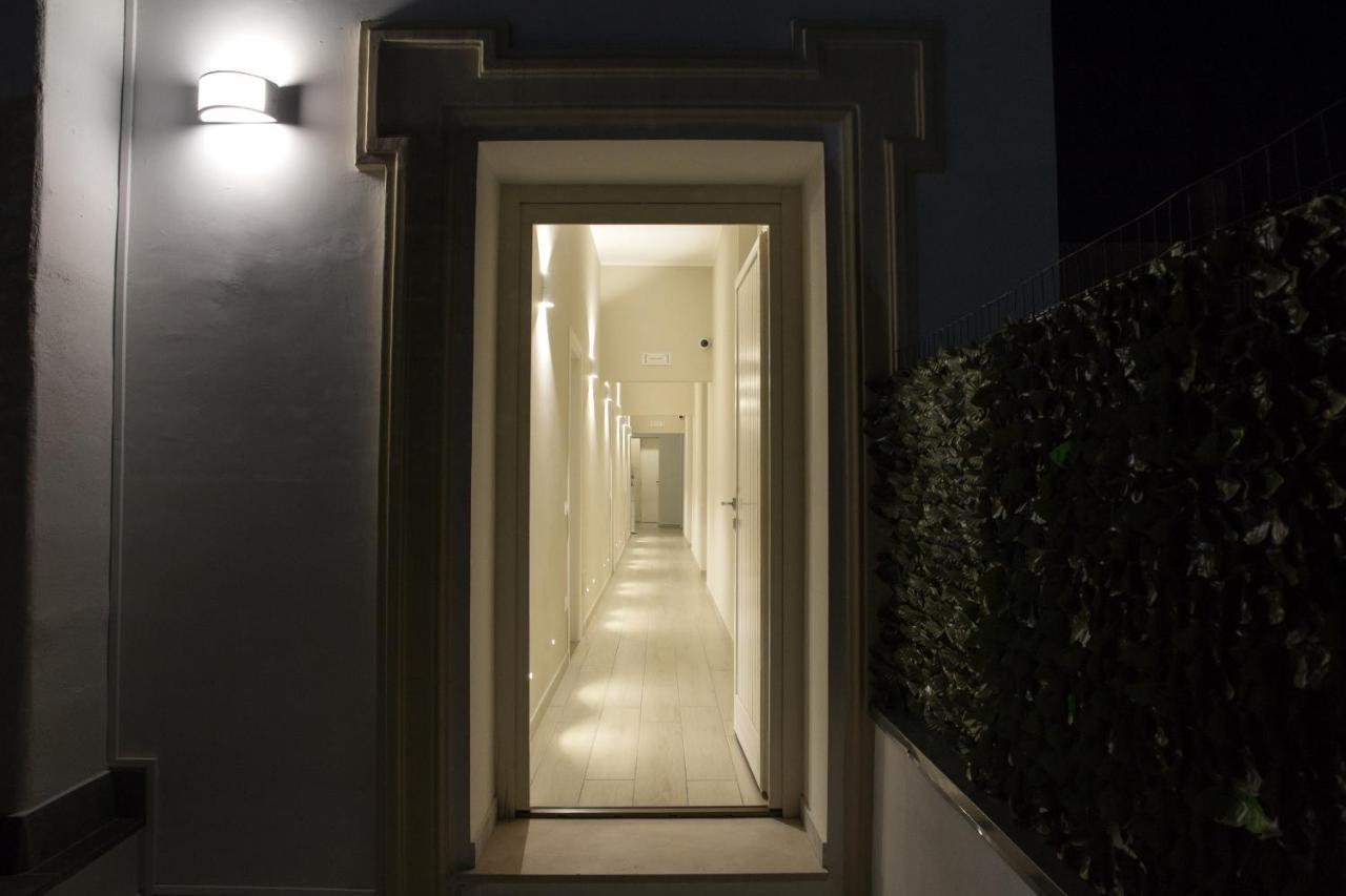 Gleda Rooms Deluxe Pompei Bagian luar foto