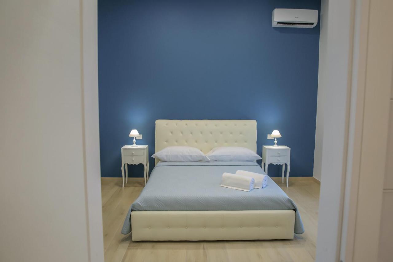Gleda Rooms Deluxe Pompei Bagian luar foto